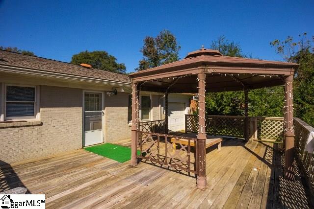 Property image 4 at 380 Lake Forest Drive, Spartanburg, SC 29307