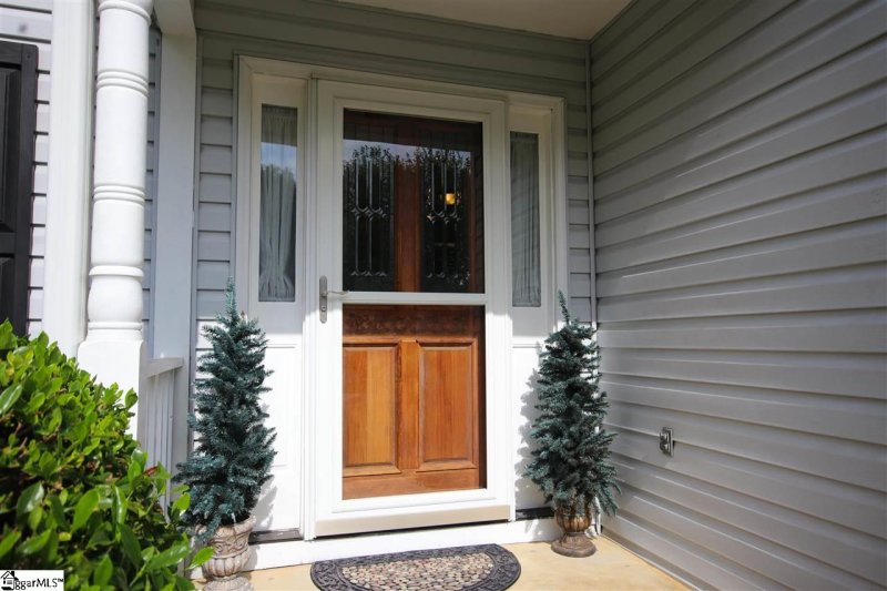 Property image 2 at 10 IVEYROSE Court, Simpsonville, SC 29681