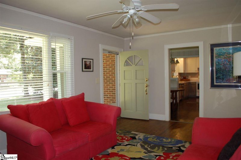 Property image 3 at 104 Waymon Drive, Greer, SC 29651