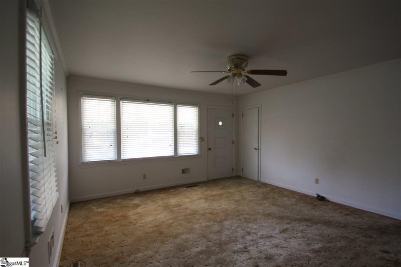 Property image 4 at 109 Mayfield Road, Simpsonville, SC 29681