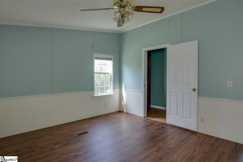 Property image 4 at 205 Floral Woods Way, Pelzer, SC 29669-8951