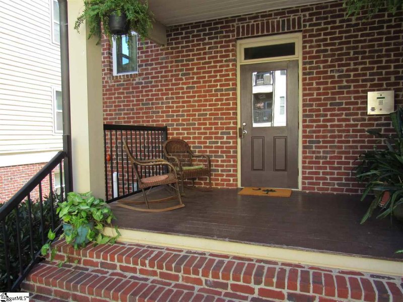 Property image 4 at 204 E Park Avenue, Greenville, SC 29601