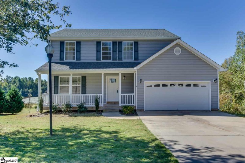 2 Country Knolls Drive