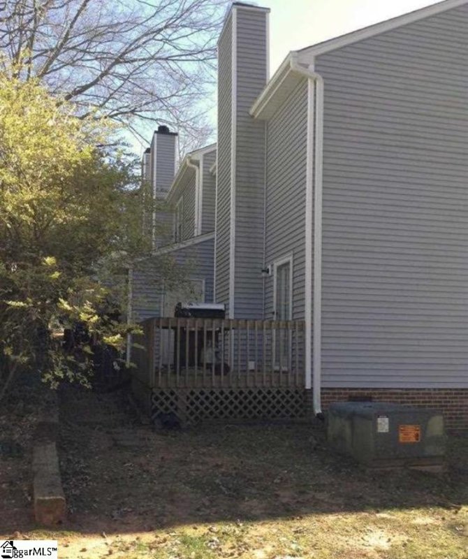 Property image 2 at 401 Queene Street, Mauldin, SC 29662