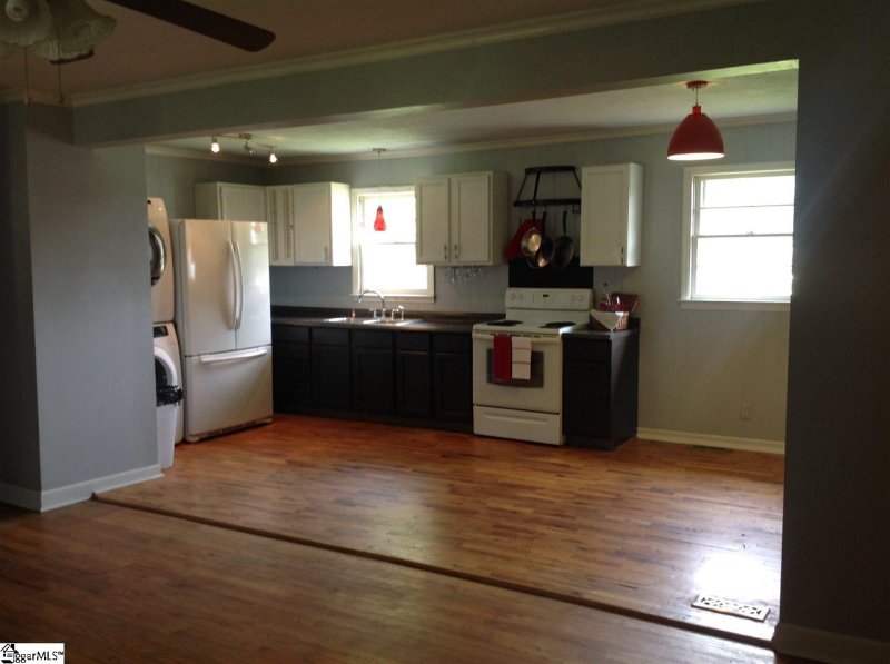 Property image 2 at 118 Linville Drive, Moore, SC 29369