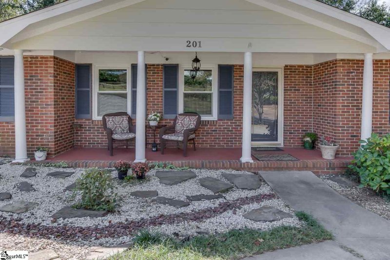 Property image 2 at 201 Bonita Drive, Easley, SC 29642