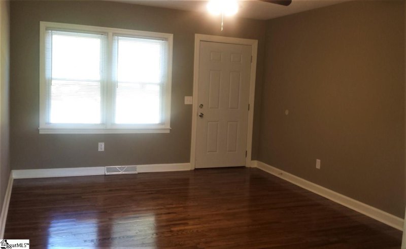 Property image 5 at 214 Mark Street, Easley, SC 29640
