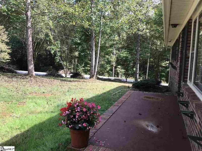 Property image 2 at 203 Harbor Drive, Greenville, SC 29611