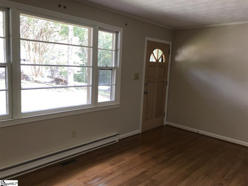 Property image 3 at 203 Harbor Drive, Greenville, SC 29611