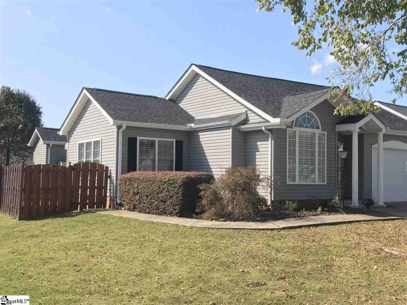 Property image 3 at 118 Baldwin Place, Easley, SC 29642