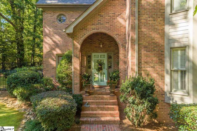 Property image 2 at 23 Babbs Hollow Road, Greenville, SC 29607