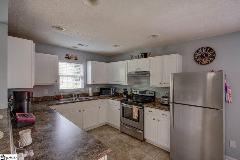 Property image 3 at 486 BRIGHTON WOODS Drive, Moore, SC 29369