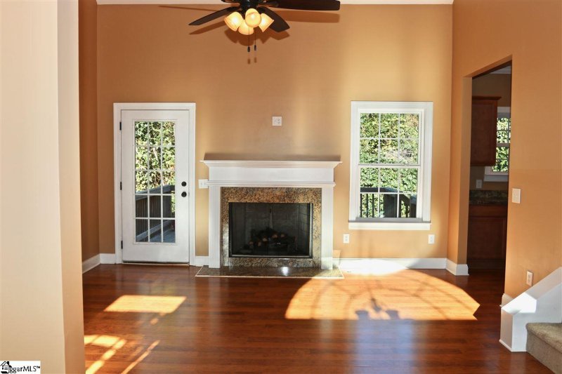 Property image 5 at 426 Winding Brook Court, Greenville, SC 29617