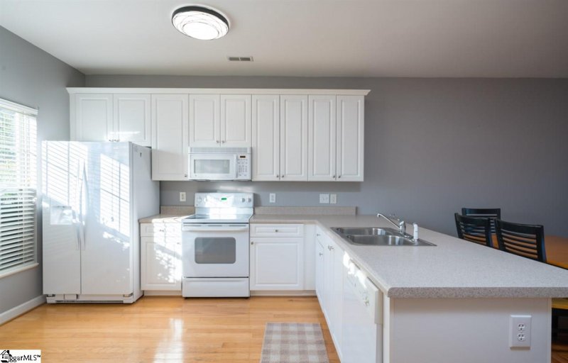 Property image 3 at 44 Ridgestone Circle, Mauldin, SC 29662-2423