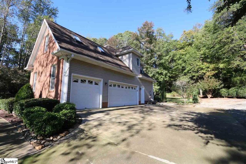 Property image 4 at 202 Pheasant Way, Fountain Inn, SC 29644