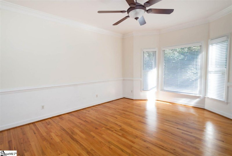 Property image 3 at 126 Hawk Creek Drive, Spartanburg, SC 29301