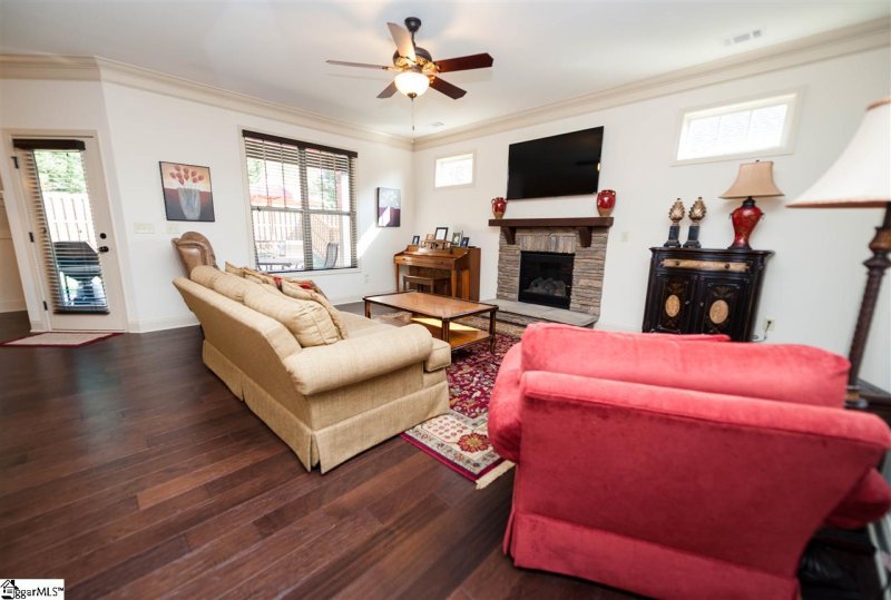 Property image 2 at 811 Lynshire Lane, Moore, SC 29369