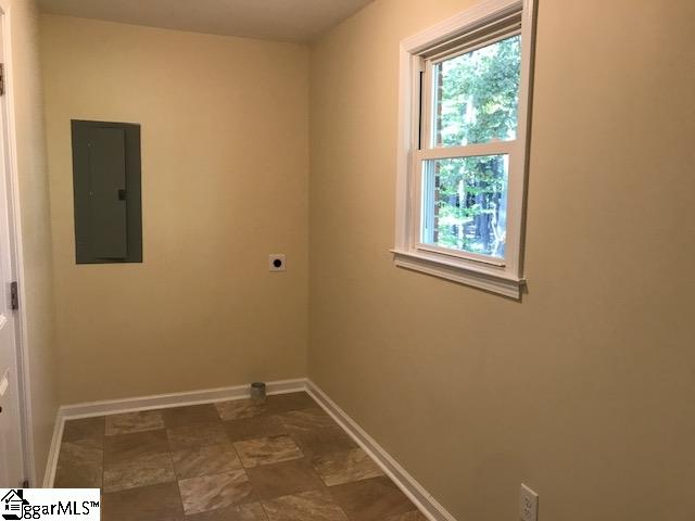 Property image 4 at 142 Woodridge Circle, Greenville, SC 29607-5324