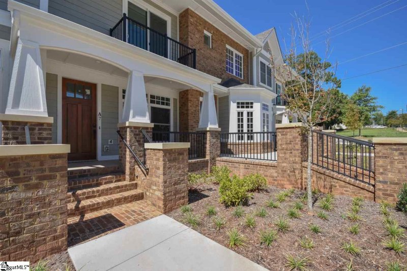 Property image 5 at 100 S Hudson Street, Greenville, SC 29601