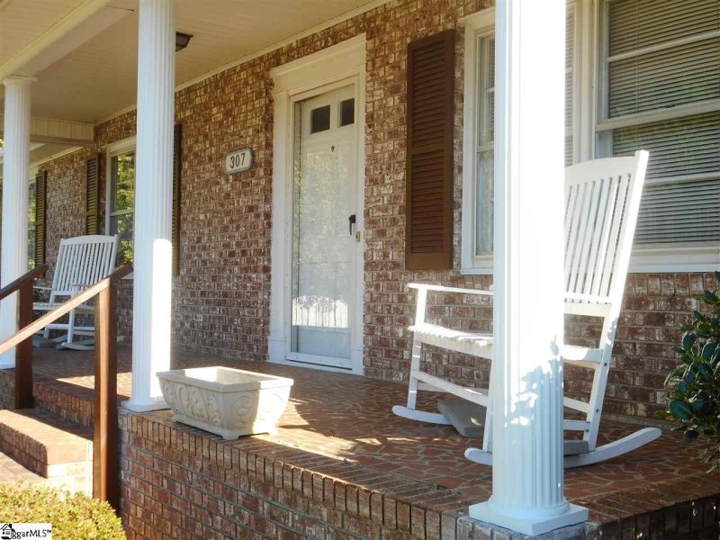 Property image 3 at 307 Chick Springs Road, Greer, SC 29650