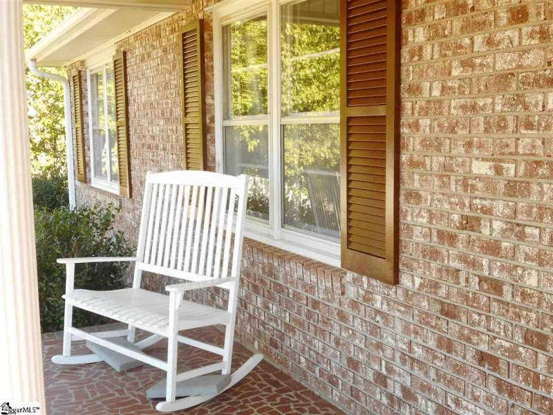 Property image 4 at 307 Chick Springs Road, Greer, SC 29650