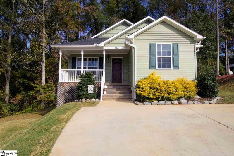 Property image 2 at 163 Caroway Court, Spartanburg, SC 29303-5163