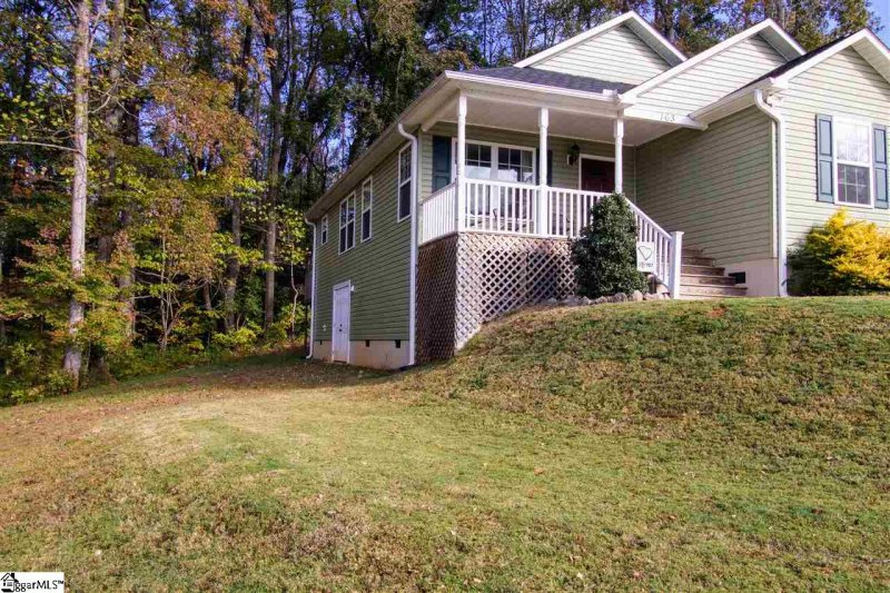 Property image 3 at 163 Caroway Court, Spartanburg, SC 29303-5163