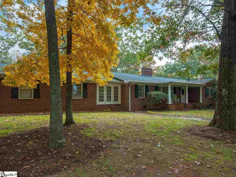 Property image 2 at 601 Southway Street, Easley, SC 29640