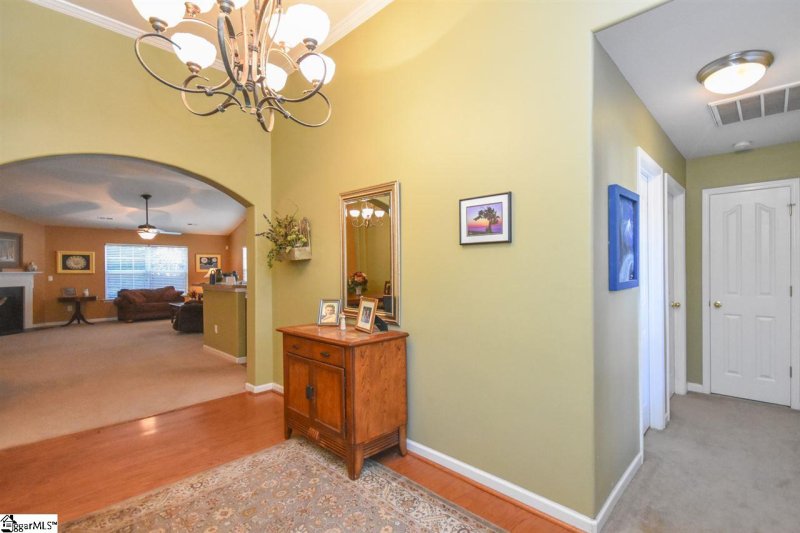 Property image 3 at 21 Slow Creek Drive, Simpsonville, SC 29681