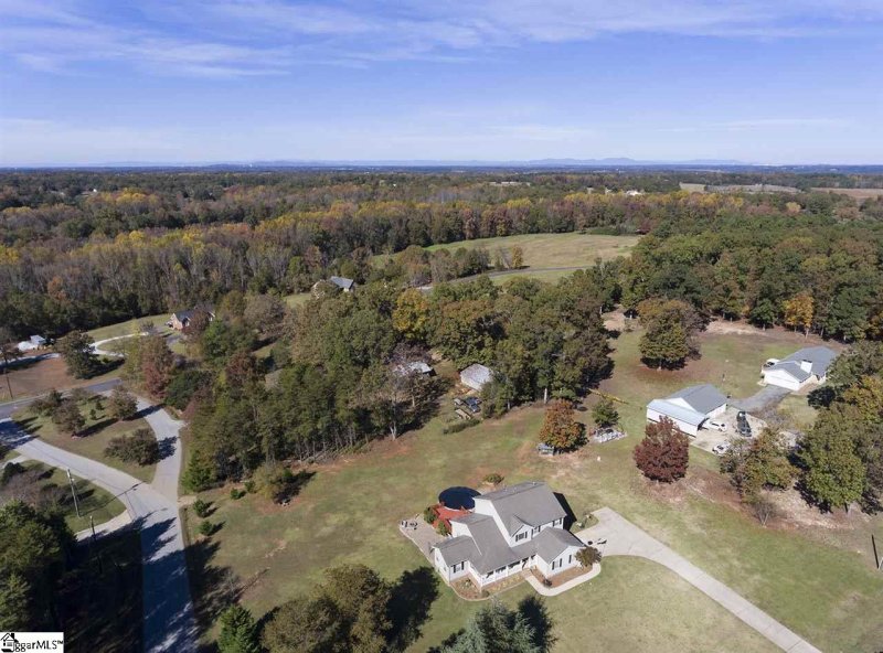 Property image 4 at 101 Janet Court, Simpsonville, SC 29681