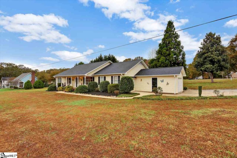 Property image 2 at 1805 Old Mill Road, Easley, SC 29642