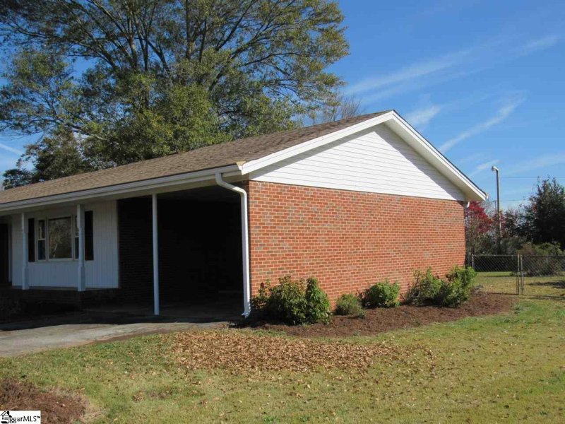 Property image 5 at 102 James Street, Easley, SC 29642