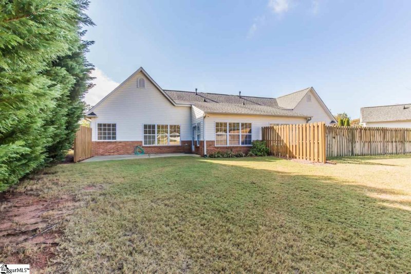 Property image 4 at 9 Kennebec Lane, Simpsonville, SC 29681