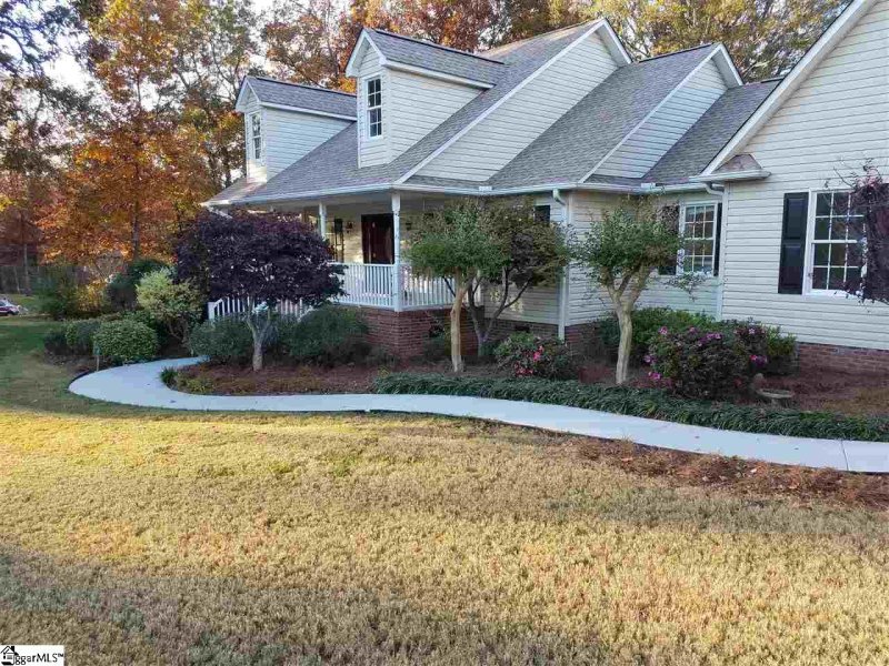 Property image 5 at 1 Lake Vista Court, Taylors, SC 29687