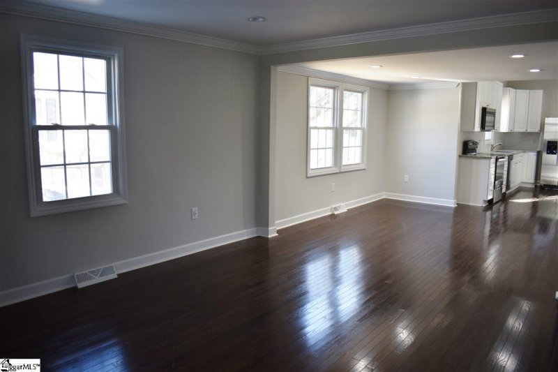 Property image 5 at 419 Pennsylvania Avenue, Greer, SC 29650