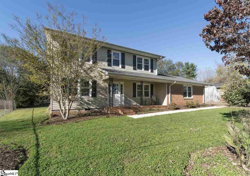 Property image 2 at 106 Pleasant Drive, Easley, SC 29642
