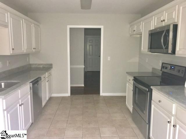 Property image 2 at 303 Winding Brook Court, Greenville, SC 29617