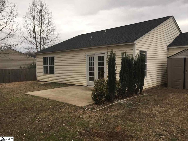 Property image 5 at 12 Willow Bend Drive, Taylors, SC 29687