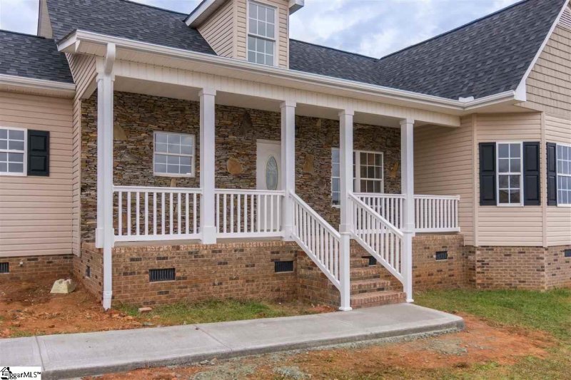 Property image 4 at 141 Powder Springs Drive, Duncan, SC 29334