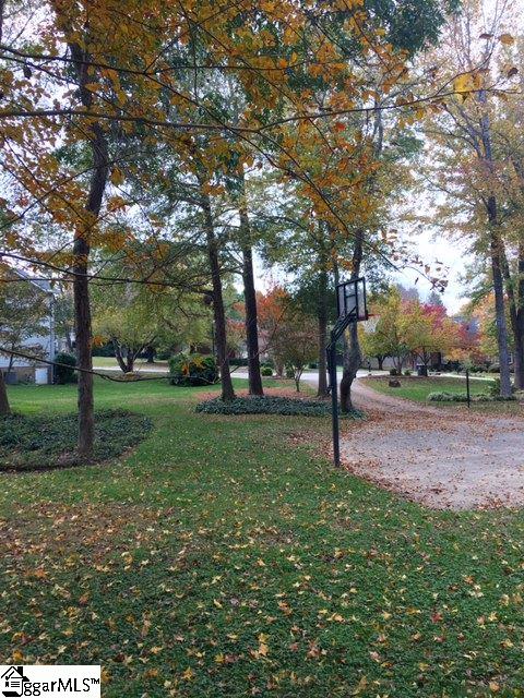 Property image 2 at 106 Linwood Court, Simpsonville, SC 29681