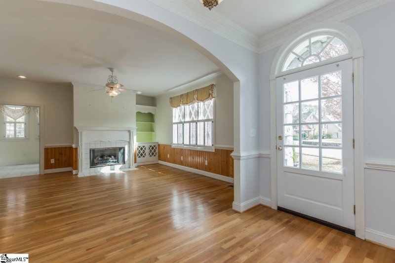 Property image 4 at 15 Knightsbridge Drive, Simpsonville, SC 29681