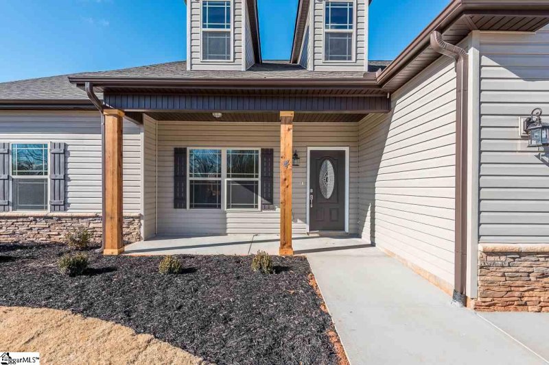 Property image 5 at 4 Calderwood Court, Greer, SC 29651