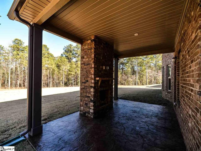 Property image 5 at 205 Coleridge Lane, Greer, SC 29651