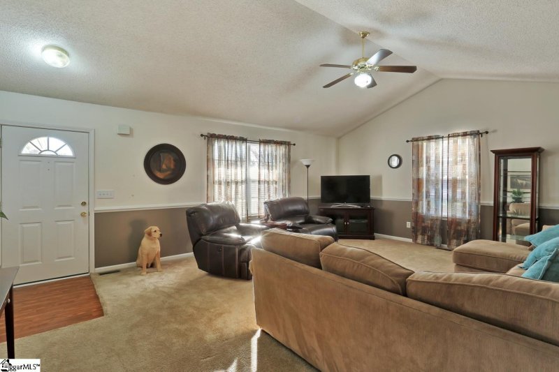 Property image 4 at 3 Willow Wood Court, Taylors, SC 29687