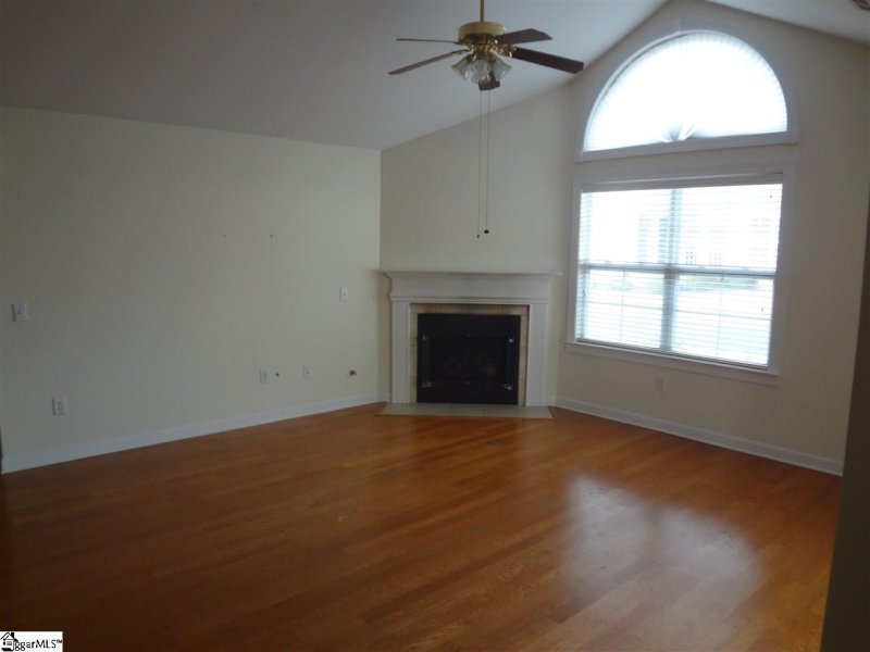 Property image 4 at 143 High Hat Circle, Greenville, SC 29617