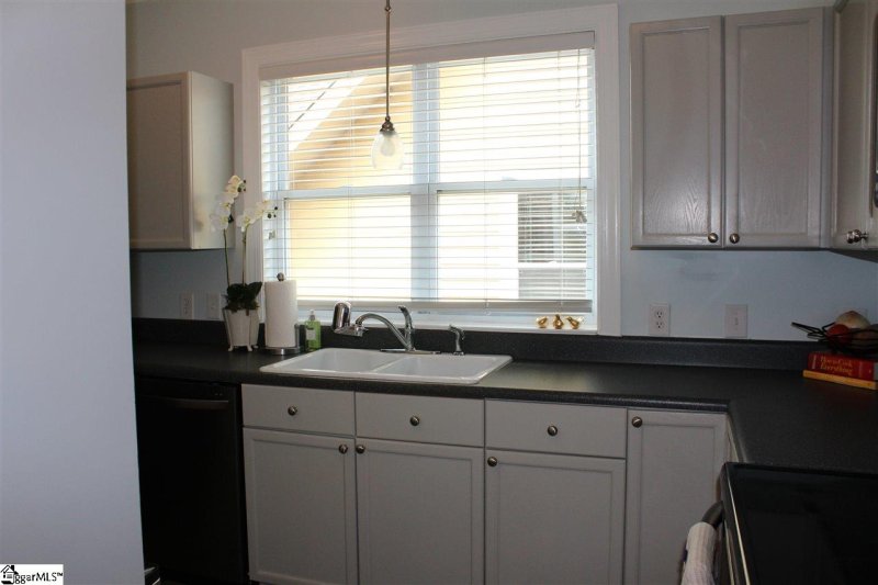 Property image 5 at 204 E Park Avenue, Greenville, SC 29601