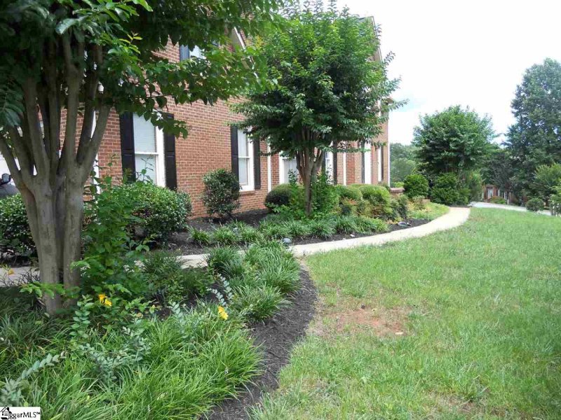 Property image 2 at 400 Glen Laurel Drive, Easley, SC 29642