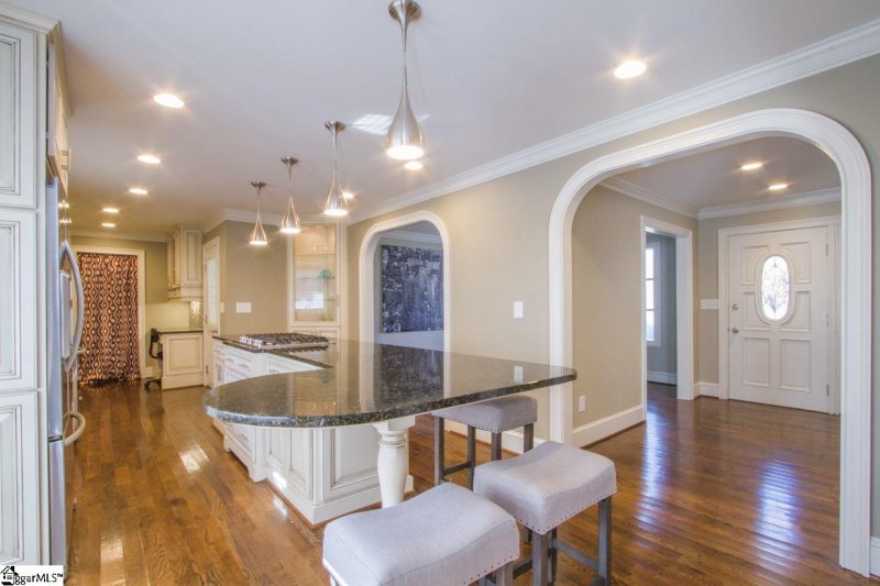 Property image 4 at 104 E Croydon Court, Easley, SC 29642