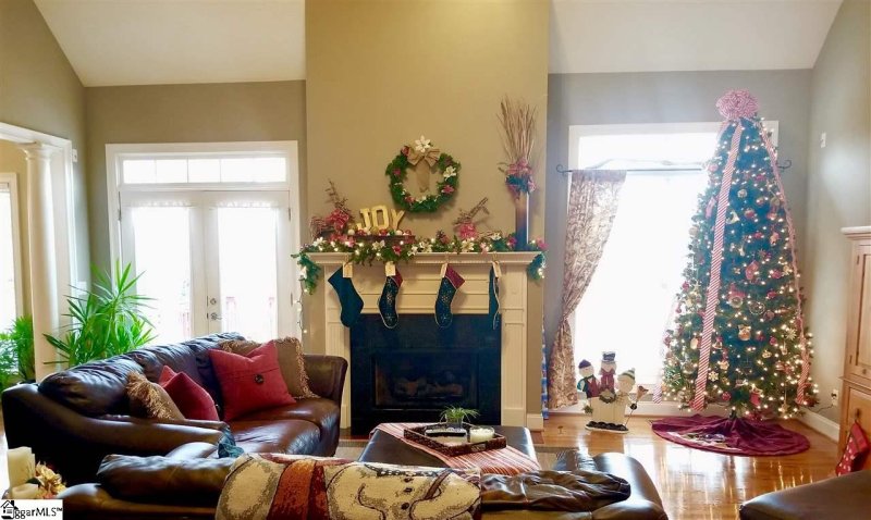 Property image 3 at 511 Glen Laurel Drive, Easley, SC 29642