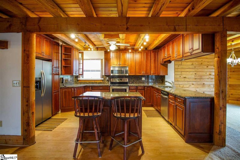 Property image 5 at 196 Jumping Branch Road, Tamassee, SC 29686